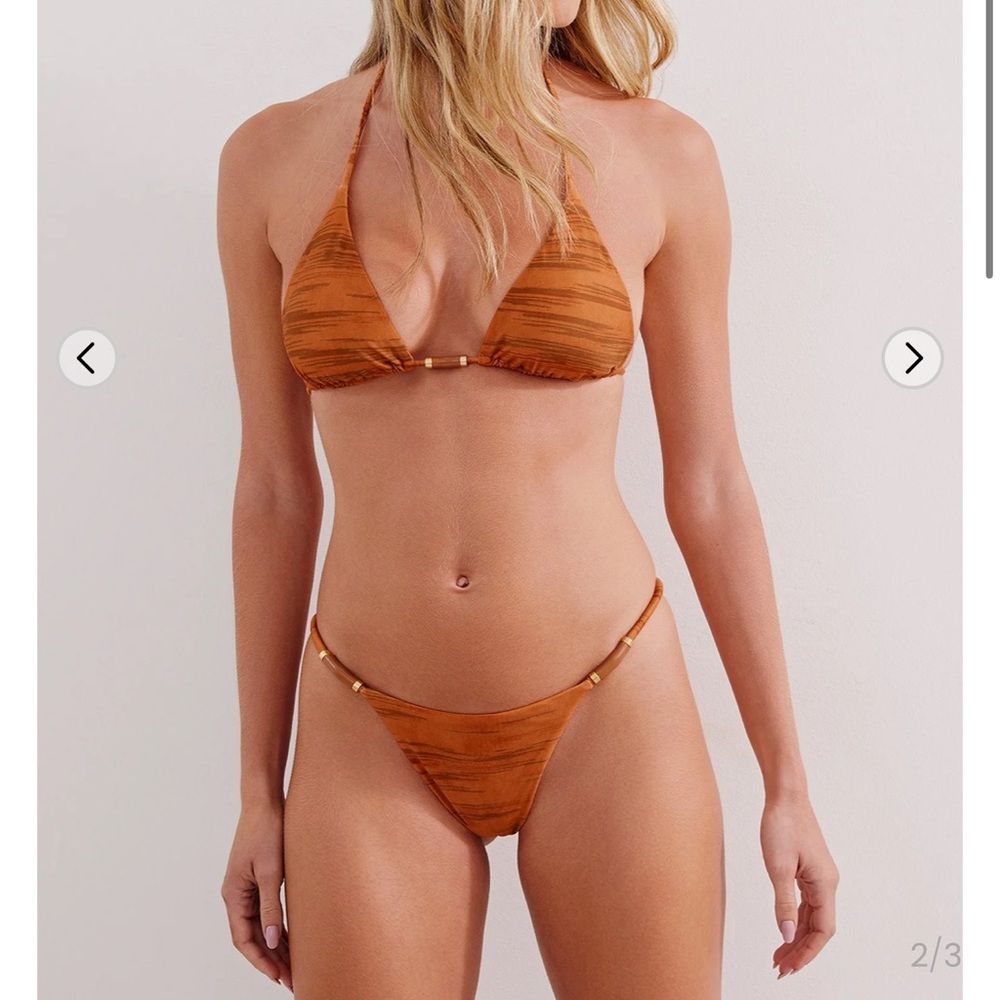 ViX Paula Hermanny Orange Bikini Set NWT Size M (Fits S/M) Cheeky Gold Hardware